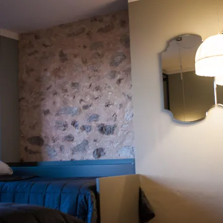 Castello Di Hotell 3*